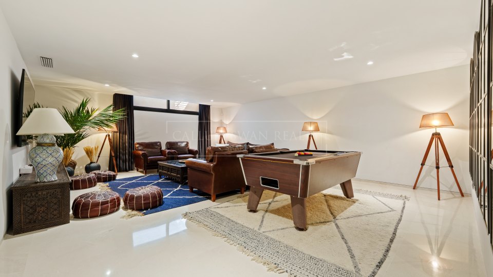 Nueva Andalucia, Contemporary Six-Bedroom Home in Marbella’s Golf Valley