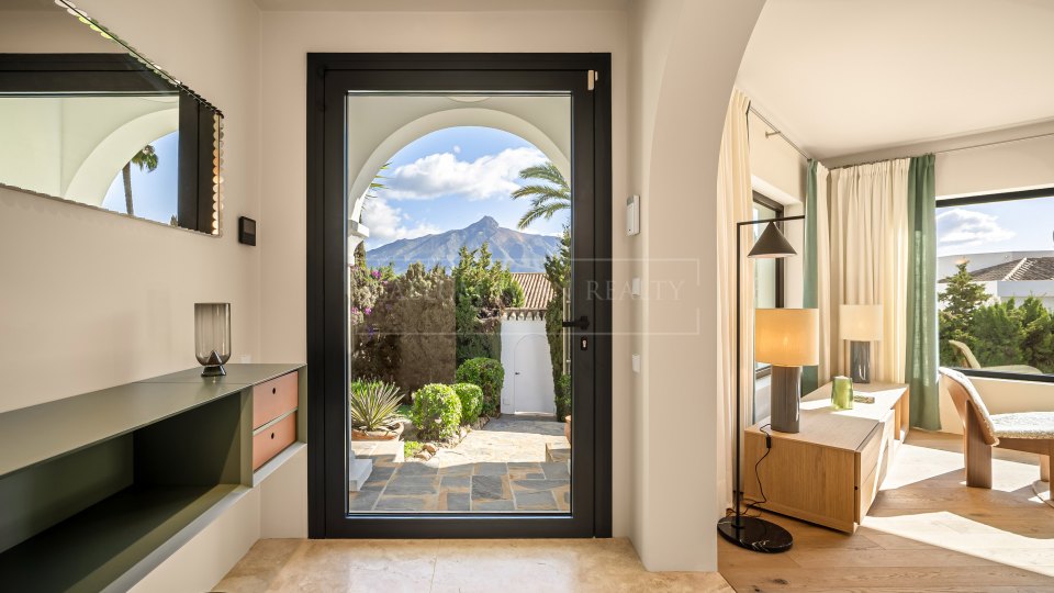 Nueva Andalucia, Charmante villa méditerranéenne avec vue sur La Concha à Nueva Andalucía