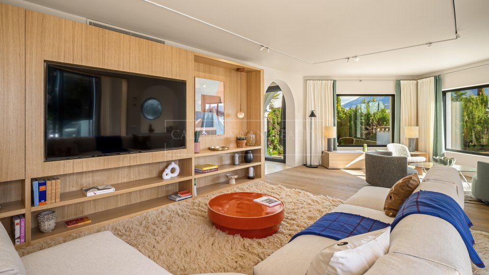 Nueva Andalucia, Charmante villa méditerranéenne avec vue sur La Concha à Nueva Andalucía