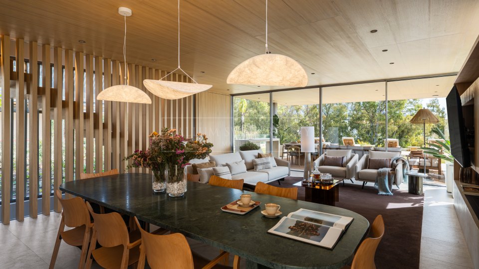 Nueva Andalucia, La Cerquilla: A Unique Villa for Sale