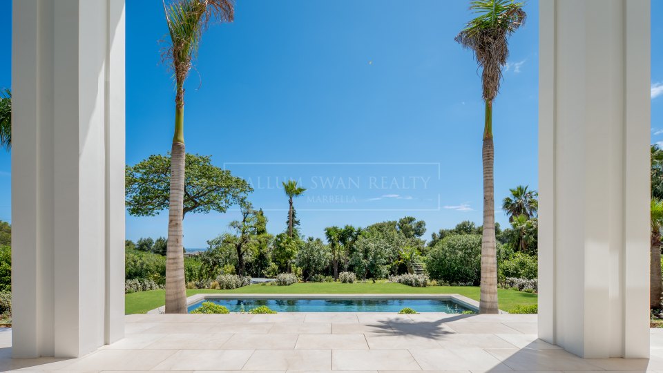 Marbella Golden Mile, Brand-New Contemporary Villa in Rocío de Nagüeles on Marbella’s Golden Mile