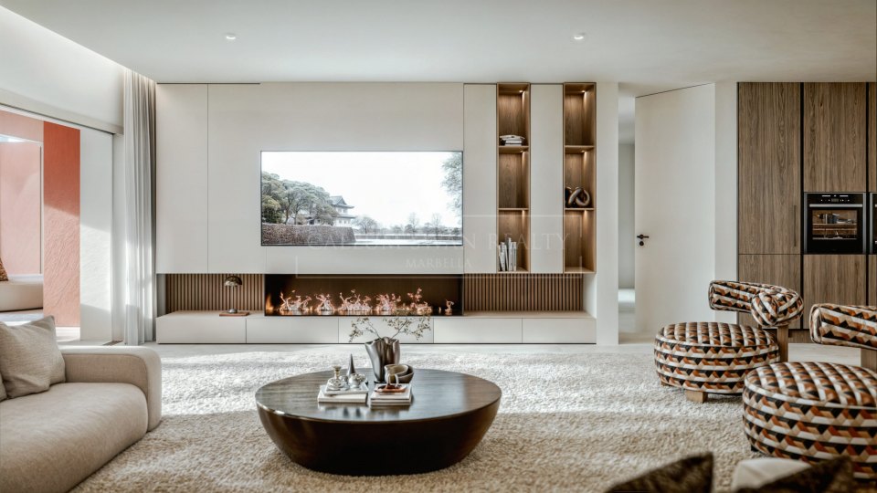 Estepona, Elegante Apartamento Planta Baja con Piscina Privada en Los Granados del Mar