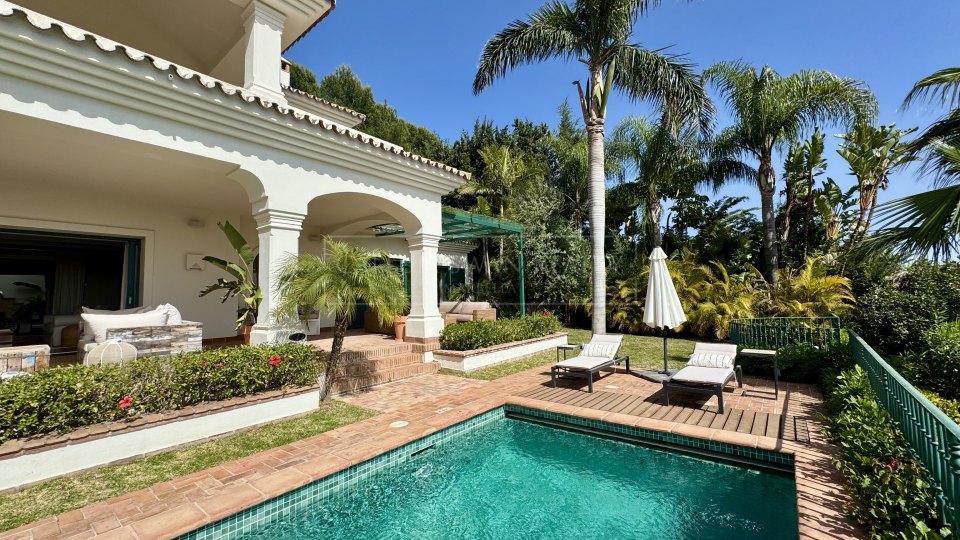 Marbella Golden Mile, Villa de luxe à Cascada de Camojan, Marbella Golden Mile