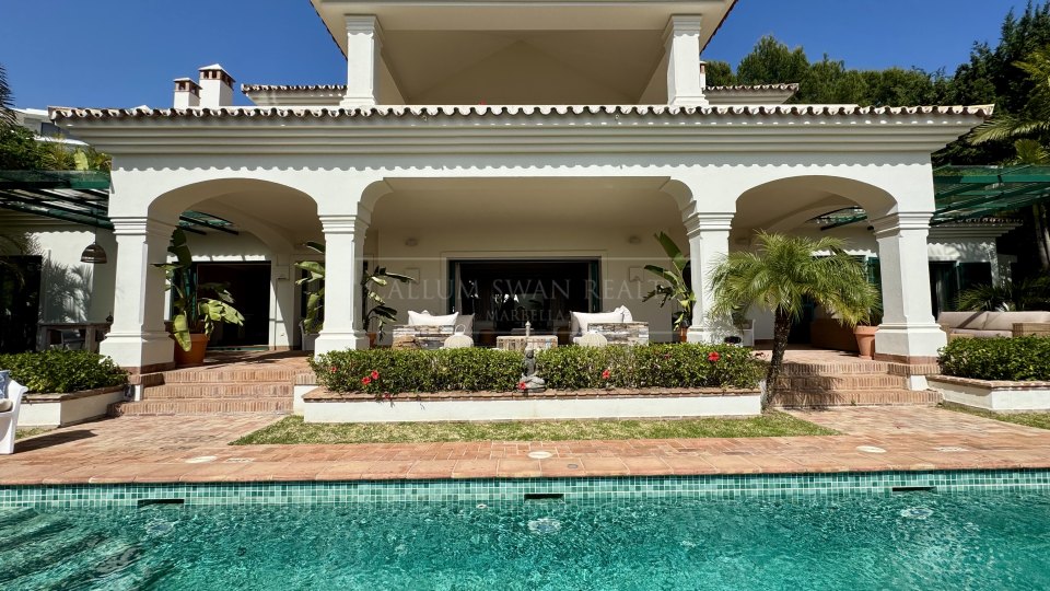 Marbella Golden Mile, Villa de luxe à Cascada de Camojan, Marbella Golden Mile