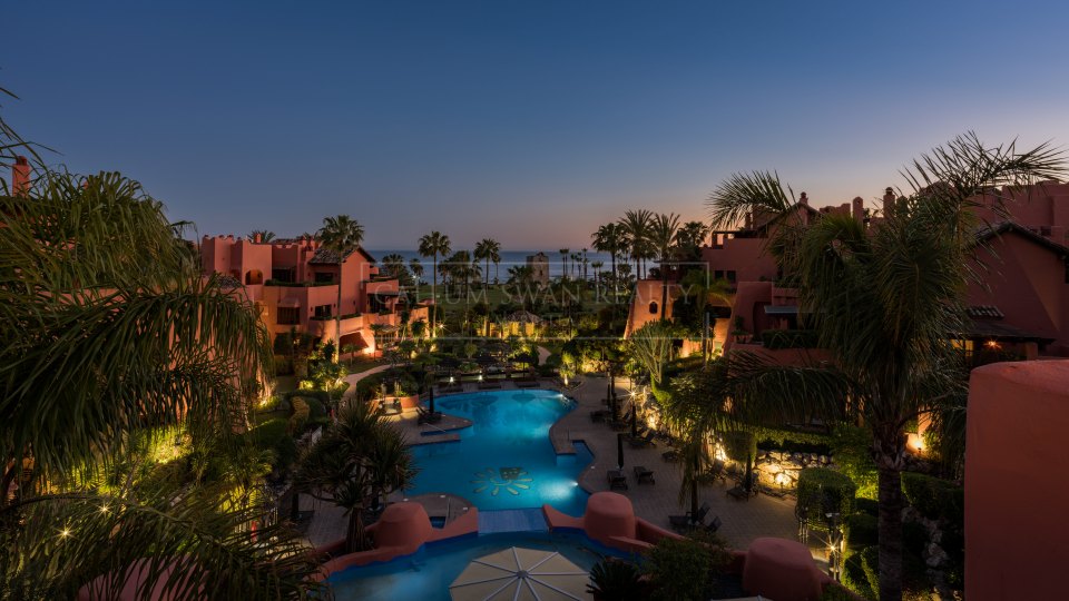 Estepona, Renovated Beachfront Penthouse in Torre Bermeja, New Golden Mile