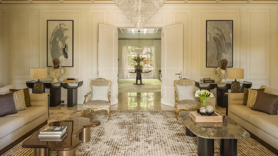 Marbella Golden Mile, Neo-Classical Estate on Marbella´s Golden Mile