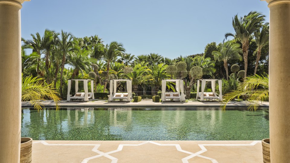 Marbella Golden Mile, Neo-Classical Estate on Marbella´s Golden Mile
