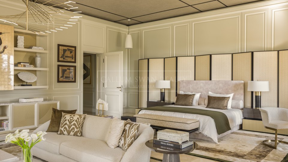 Marbella Golden Mile, Neo-Classical Estate on Marbella´s Golden Mile