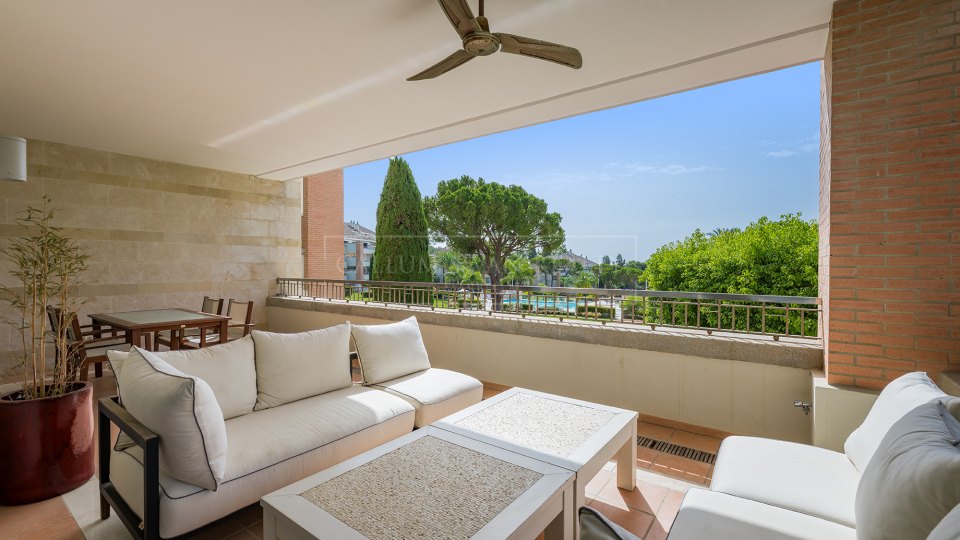 Marbella Golden Mile, Three-Bedroom Apartment in La Trinidad with Sea Views on Marbella’s Golden Mile