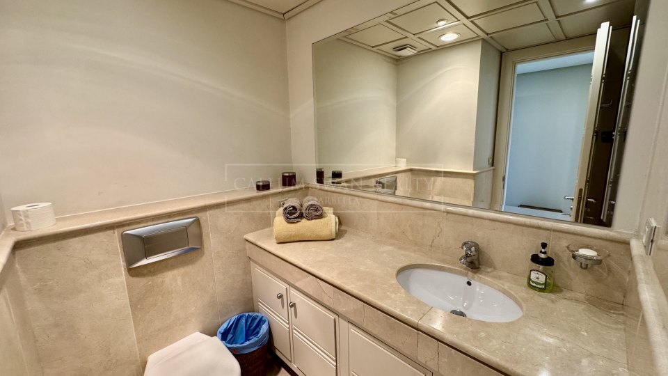 Marbella Golden Mile, Three-Bedroom Apartment in La Trinidad with Sea Views on Marbella’s Golden Mile