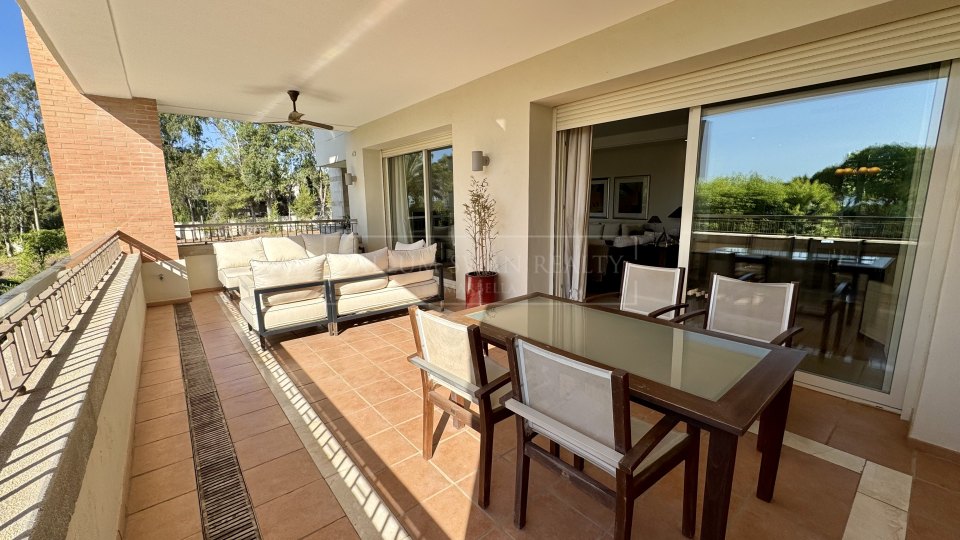 Marbella Golden Mile, Three-Bedroom Apartment in La Trinidad with Sea Views on Marbella’s Golden Mile