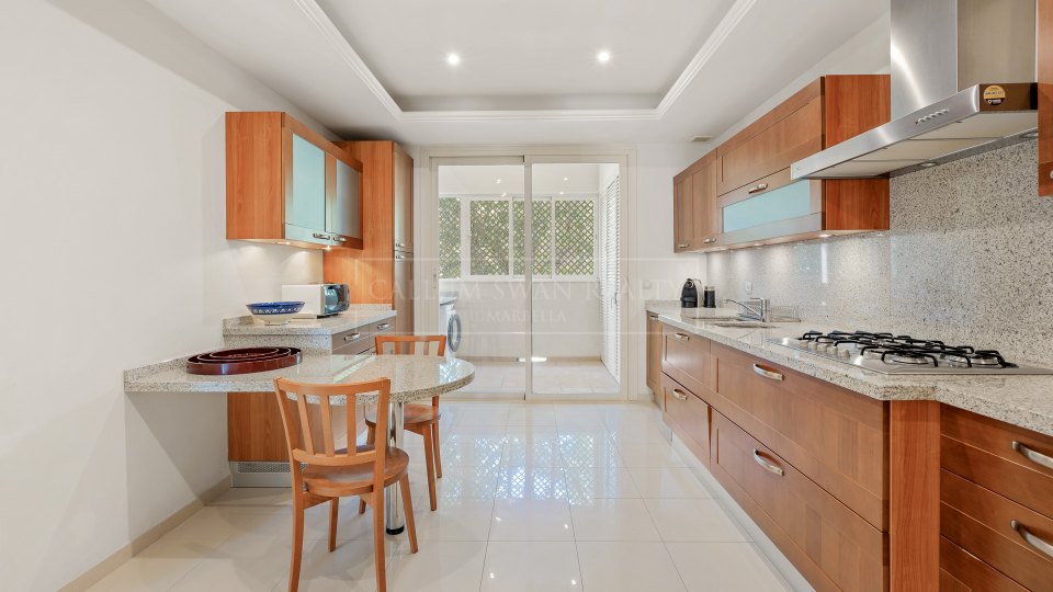 Marbella Golden Mile, Appartement de trois chambres à La Trinidad avec vue sur la mer sur le Golden Mile de Marbella