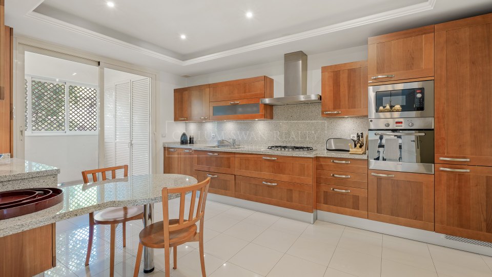 Marbella Golden Mile, Appartement de trois chambres à La Trinidad avec vue sur la mer sur le Golden Mile de Marbella