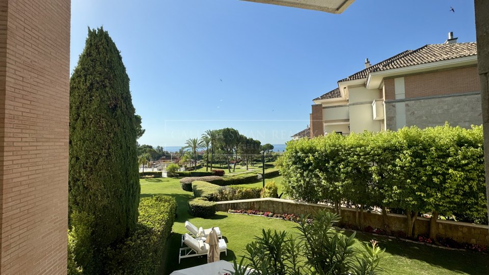 Marbella Golden Mile, Three-Bedroom Apartment in La Trinidad with Sea Views on Marbella’s Golden Mile