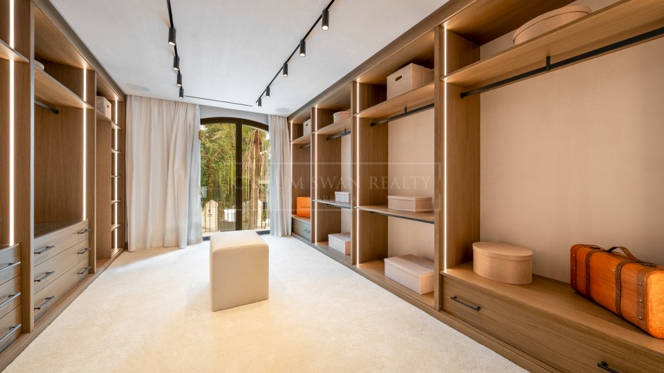 Nueva Andalucia, Spacieuse villa en bord de golf à Las Brisas, Nueva Andalucía
