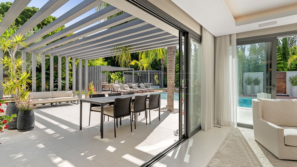 Nueva Andalucia, Villa rénovée de quatre chambres à Las Brisas, Nueva Andalucía