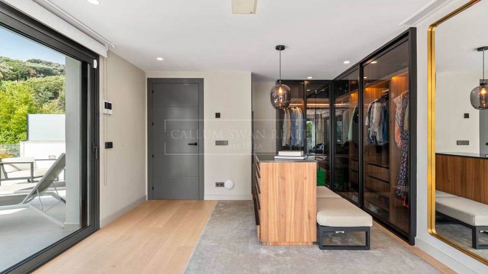 Nueva Andalucia, Villa rénovée de quatre chambres à Las Brisas, Nueva Andalucía