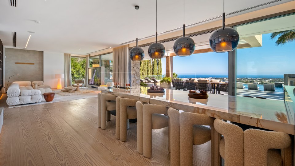 Benahavis, Villa contemporánea con vistas al mar en La Quinta, Benahavís
