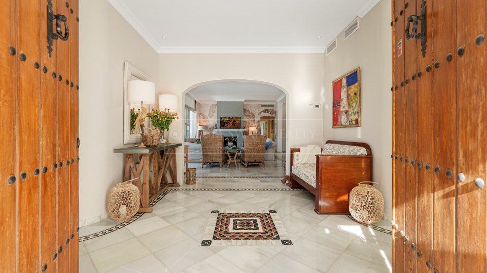 Marbella Golden Mile, Mediterranean Four-Bedroom Villa for Sale in Sierra Blanca, Marbella