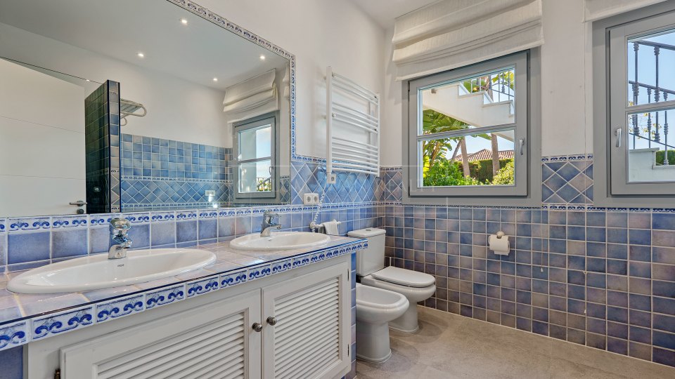 Marbella Golden Mile, Mediterranean Four-Bedroom Villa for Sale in Sierra Blanca, Marbella