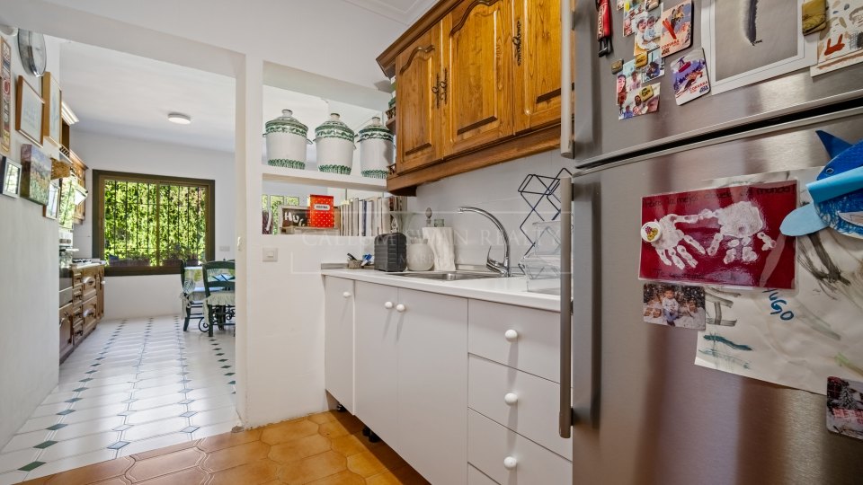 Marbella, Villa de style andalou avec potentiel de rénovation à La Merced, Marbella