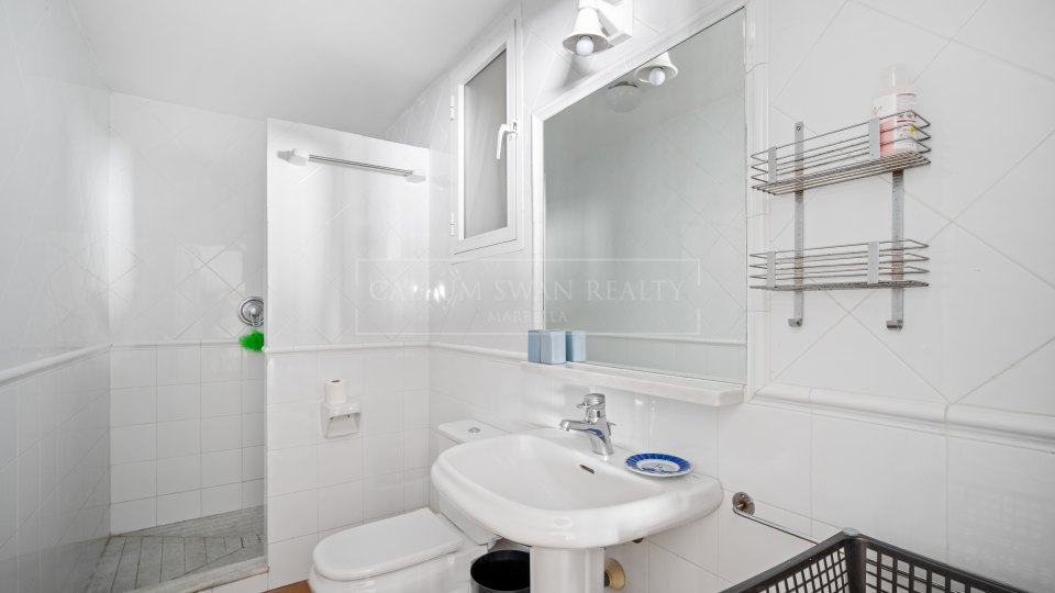 Marbella, Villa de style andalou avec potentiel de rénovation à La Merced, Marbella