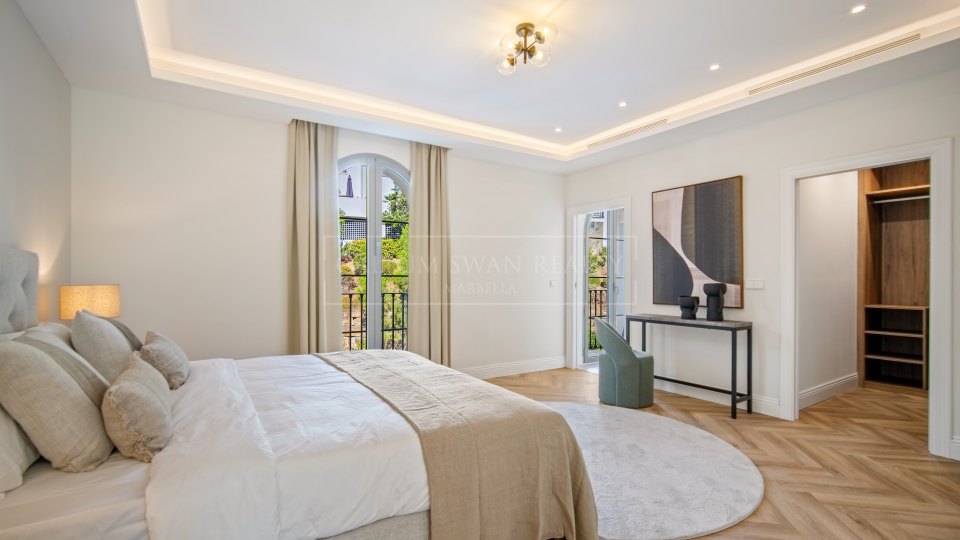 Benahavis, Villa de quatre chambres avec vue sur la montagne à vendre à Los Arqueros, Benahavís