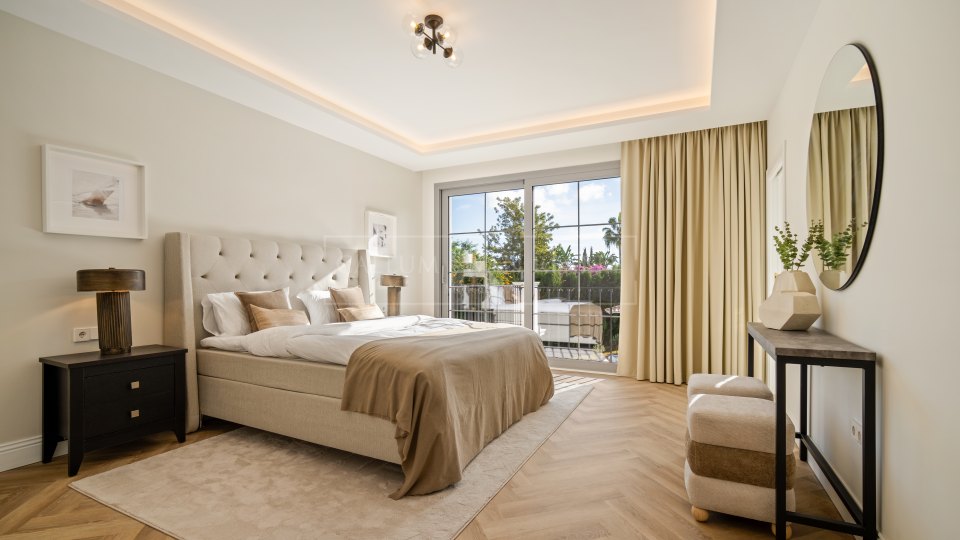 Benahavis, Villa de quatre chambres avec vue sur la montagne à vendre à Los Arqueros, Benahavís