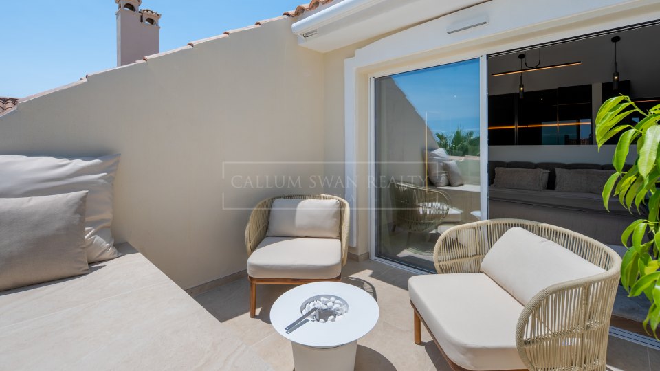 Nueva Andalucia, Penthouse duplex trois chambres à vendre dans le Aloha Hill Club, Nueva Andalucía