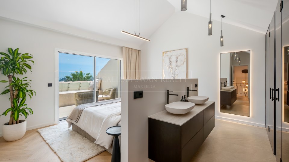Nueva Andalucia, Penthouse duplex trois chambres à vendre dans le Aloha Hill Club, Nueva Andalucía