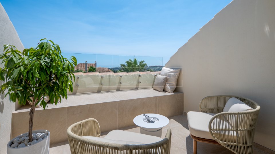Nueva Andalucia, Penthouse duplex trois chambres à vendre dans le Aloha Hill Club, Nueva Andalucía