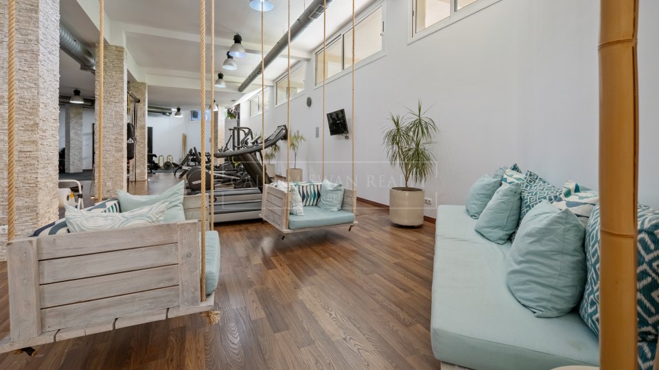 Nueva Andalucia, Penthouse duplex trois chambres à vendre dans le Aloha Hill Club, Nueva Andalucía