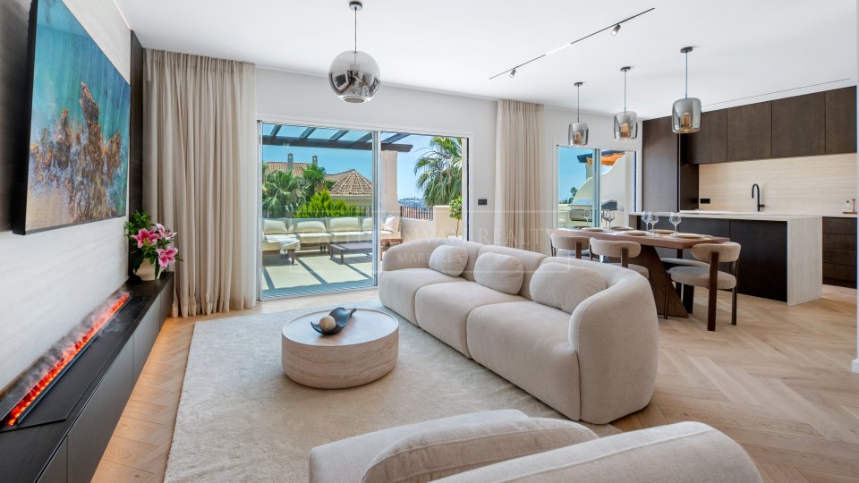 Nueva Andalucia, Penthouse duplex trois chambres à vendre dans le Aloha Hill Club, Nueva Andalucía