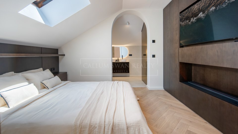 Nueva Andalucia, Penthouse duplex trois chambres à vendre dans le Aloha Hill Club, Nueva Andalucía