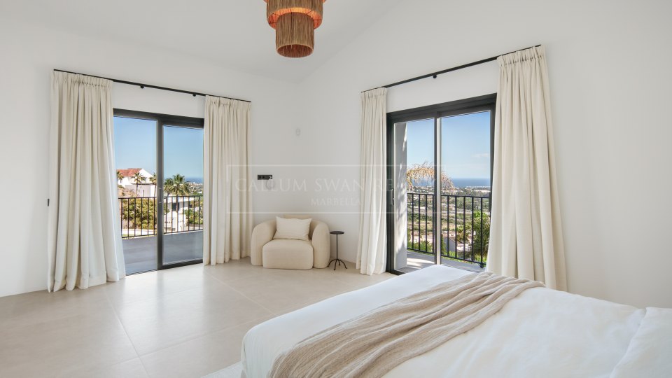 Benahavis, Villa contemporaine de cinq chambres à vendre à Puerto del Almendro, Benahavís