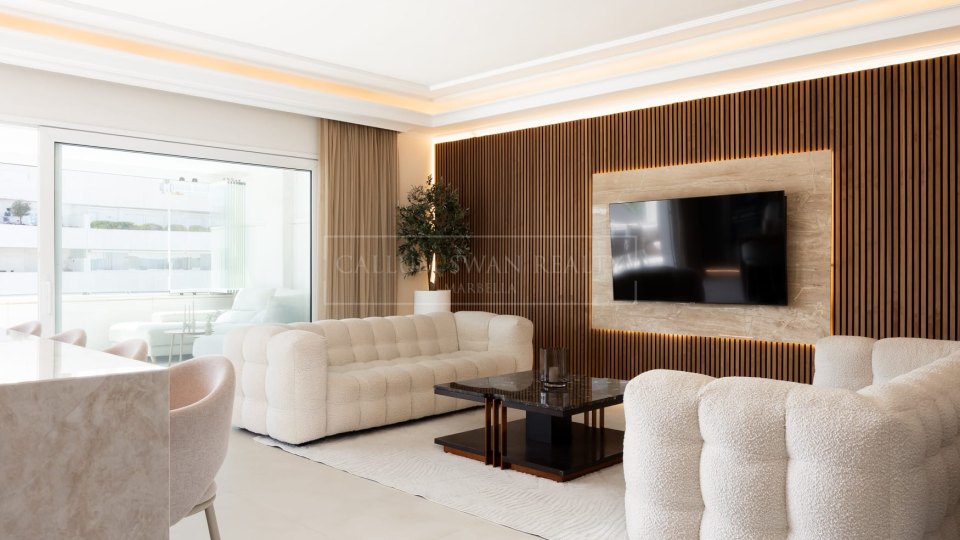 Marbella - Puerto Banus, Appartement de luxe en bord de mer à louer pour de courts séjours à Embrujo Banús