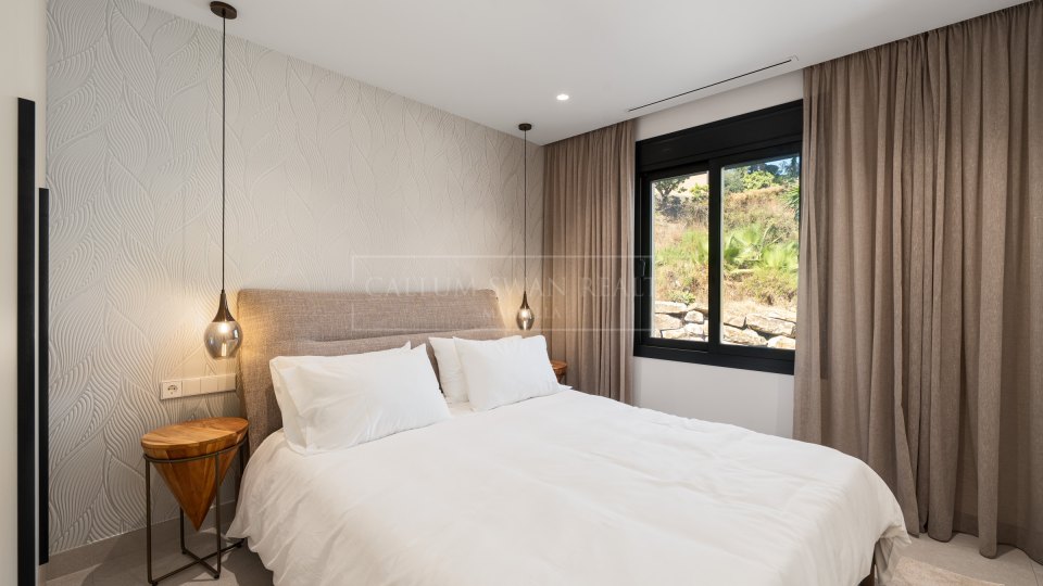 Nueva Andalucia, Appartement Rénové de Trois Chambres avec Vue Panoramique à Vendre à Palacetes Los Belvederes, Nueva Andalucía
