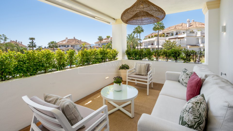 Marbella Golden Mile, Appartement de trois chambres avec vue sur la piscine à vendre à Monte Paraiso, Marbella Golden Mile