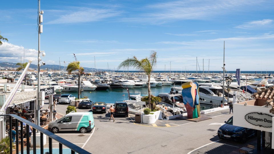 Marbella - Puerto Banus, Appartement en première ligne de la marina à vendre à Puerto Banús, Marbella