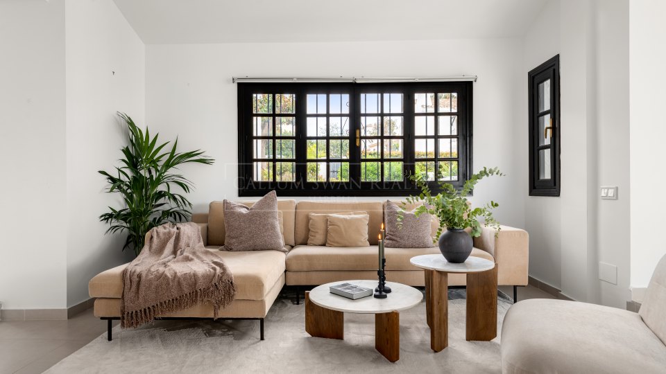 Nueva Andalucia, Appartement rénové de trois chambres à Aldea Blanca, Nueva Andalucía