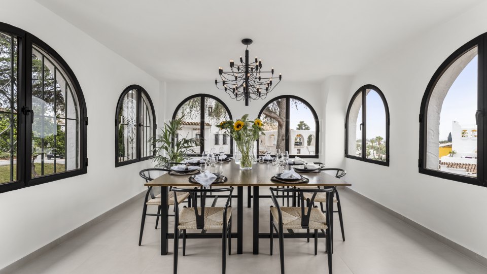Nueva Andalucia, Appartement rénové de trois chambres à Aldea Blanca, Nueva Andalucía