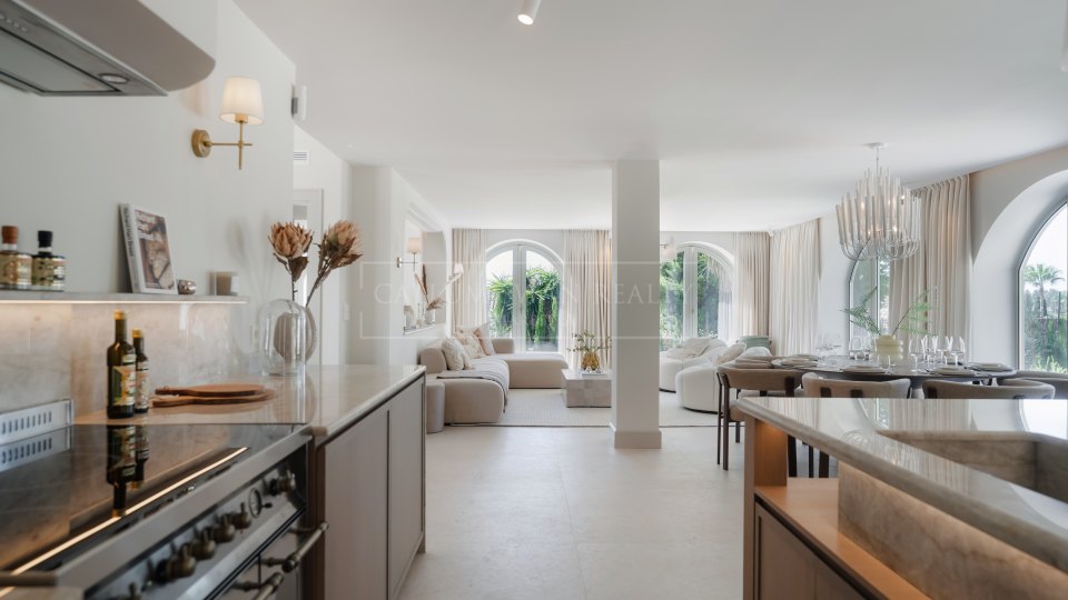 Nueva Andalucia, Villa de estilo mediterráneo renovada cerca de Los Naranjos Golf, Nueva Andalucía
