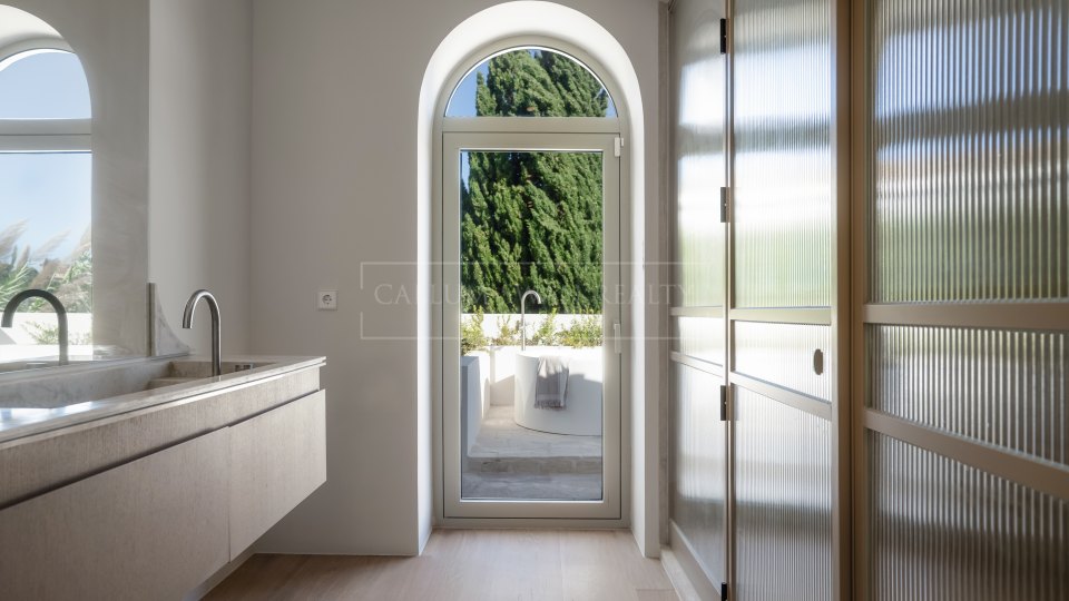 Nueva Andalucia, Villa de estilo mediterráneo renovada cerca de Los Naranjos Golf, Nueva Andalucía
