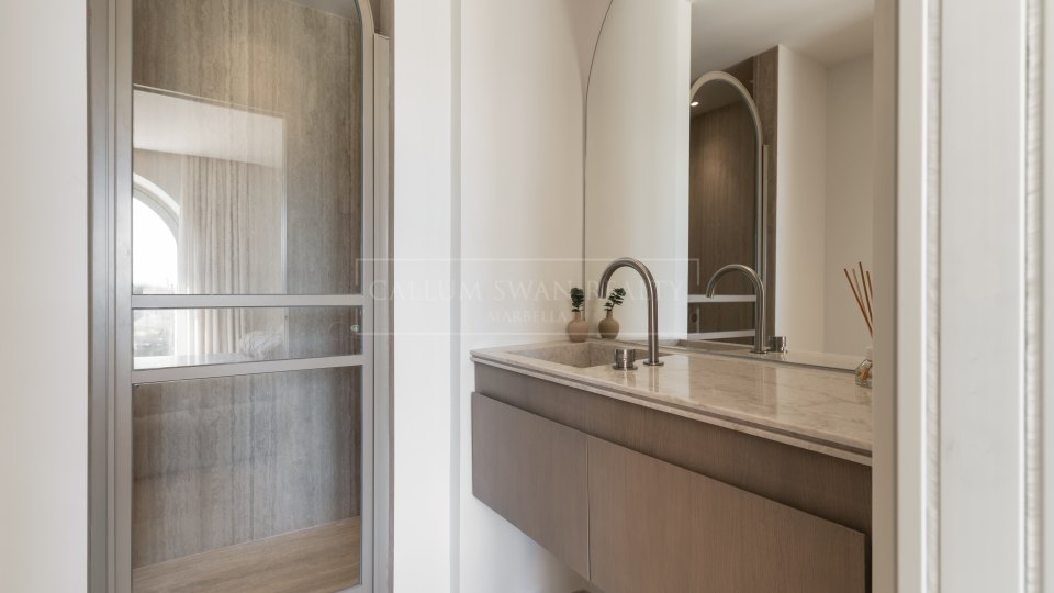 Nueva Andalucia, Villa de estilo mediterráneo renovada cerca de Los Naranjos Golf, Nueva Andalucía