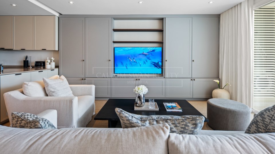 Marbella Golden Mile, Appartement raffiné de trois chambres à coucher à Marina Puente Romano, Marbella Golden Mile