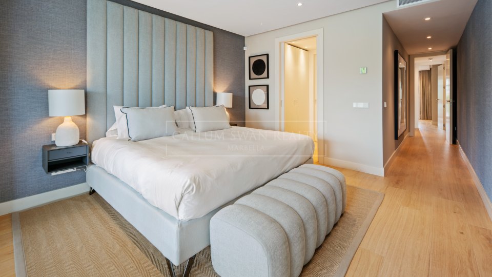 Marbella Golden Mile, Appartement raffiné de trois chambres à coucher à Marina Puente Romano, Marbella Golden Mile