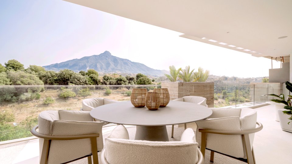 Nueva Andalucia, Nouvel appartement de luxe au rez-de-chaussée dans la vallée de golf de Nueva Andalucía