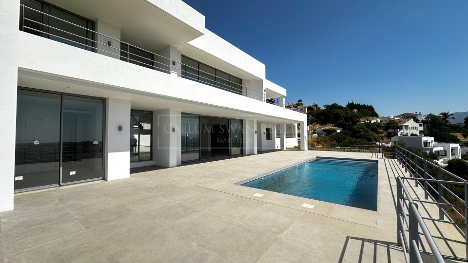 Benahavis, Villa contemporánea de nueva construcción en Puerto del Capitán, Benahavís
