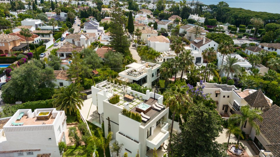 Marbella Golden Mile, Villa moderne en bord de mer de cinq chambres à Casablanca, Marbella Golden Mile