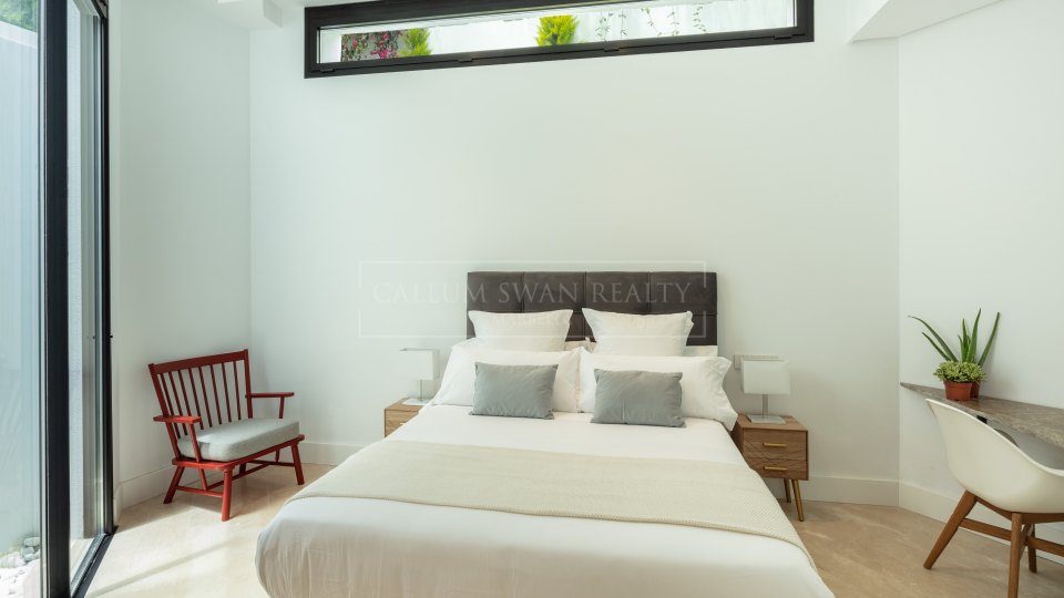 Marbella Golden Mile, Villa moderne en bord de mer de cinq chambres à Casablanca, Marbella Golden Mile